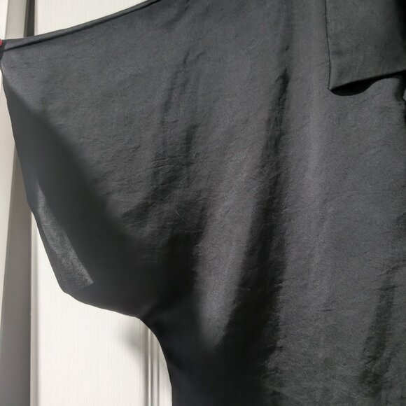 Aritzia Wilfred Free | Satin Tie-Front Short Sleeve Blouse In Black - Picture 5 of 10